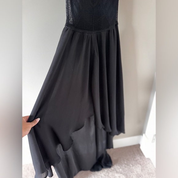GUESS black high-low halter dress with lacy detailing and train skirt size M - Picture 4 of 6